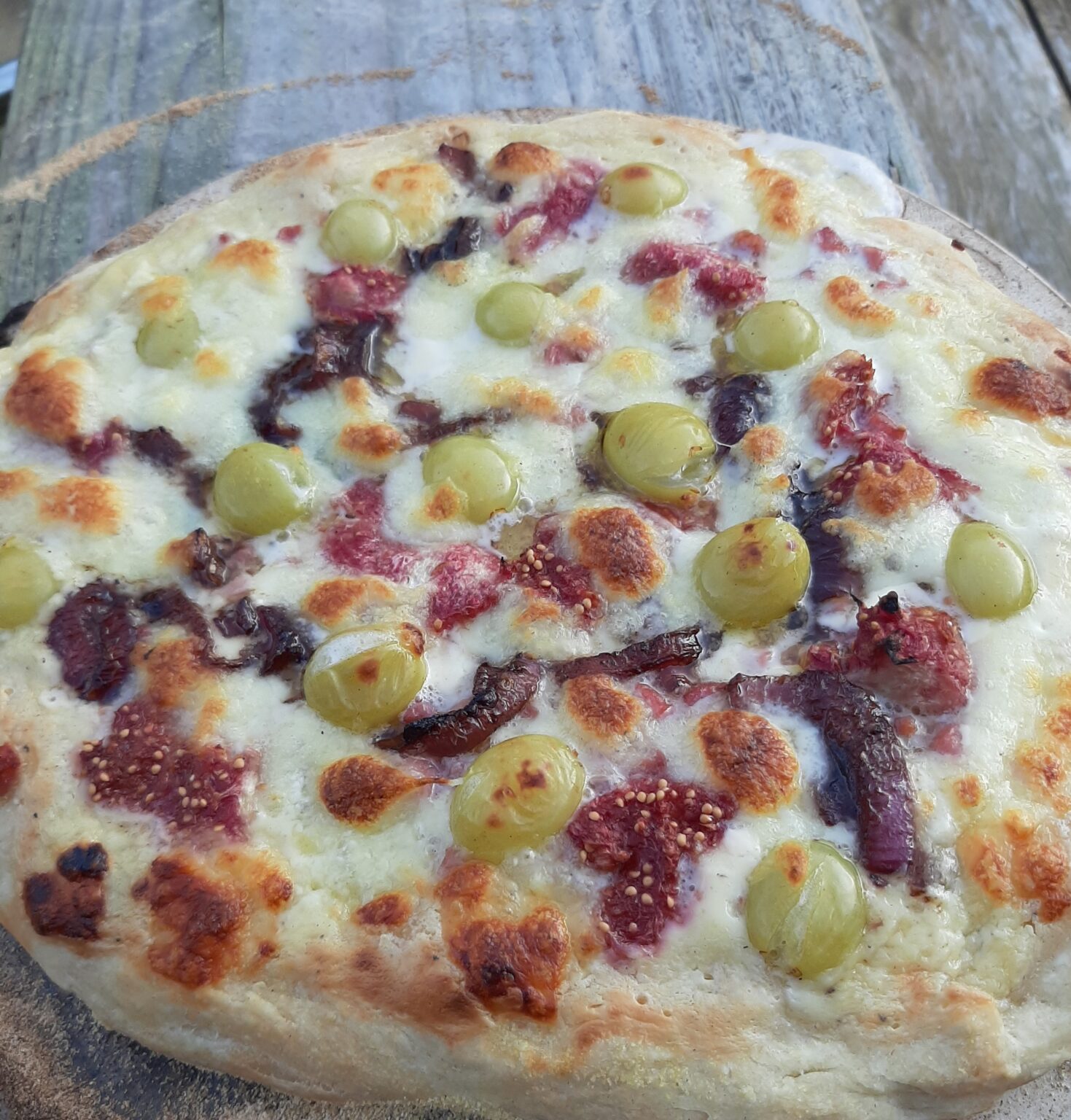 Ciao Bella – Pizza vom Keramikgrill