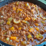 Bolognese im Dutch Oven