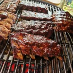 Spareribs vom Keramikgrill mit der 3-2-1 Methode